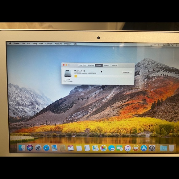 MacBook - Picture 12 of 13